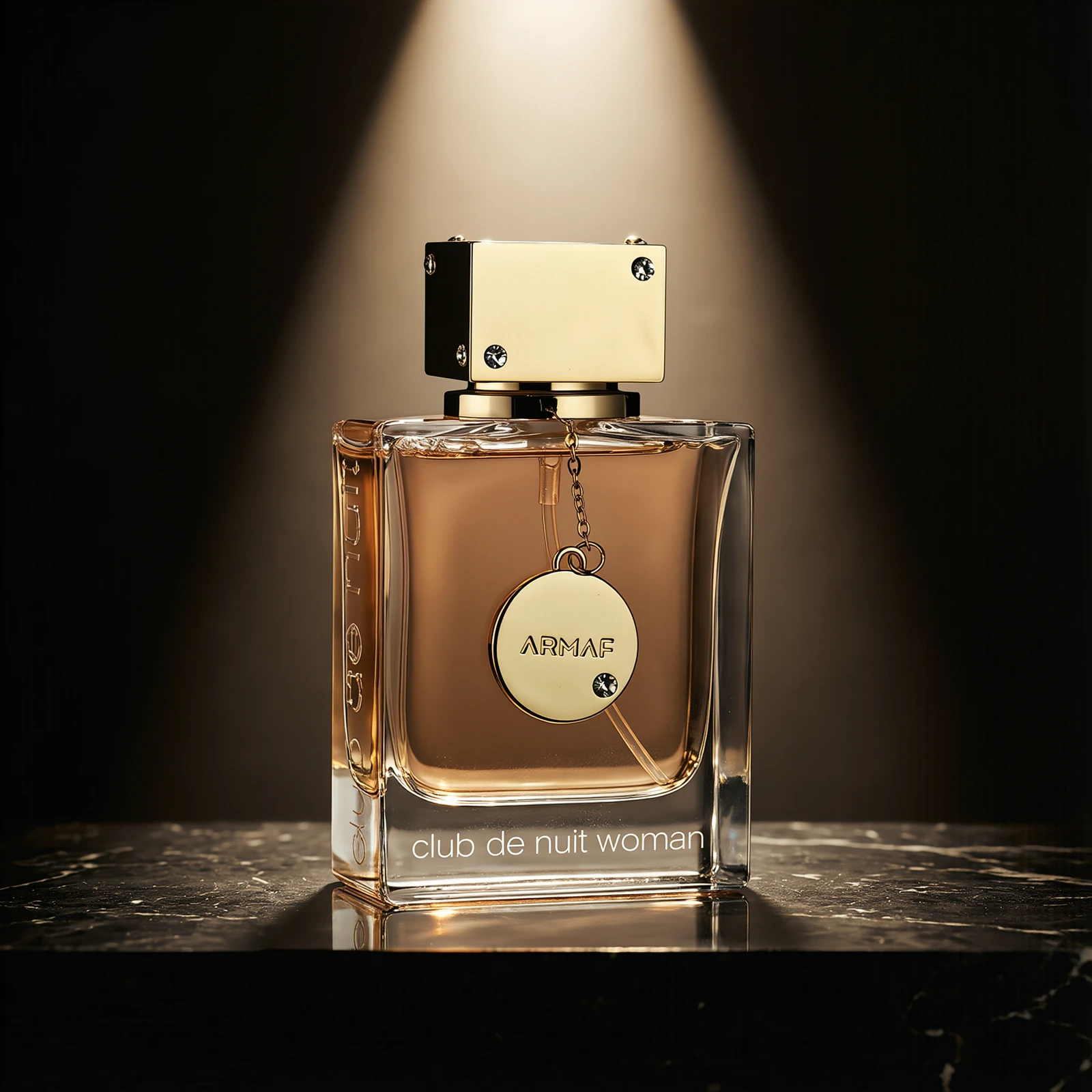 Club de Nuit Woman